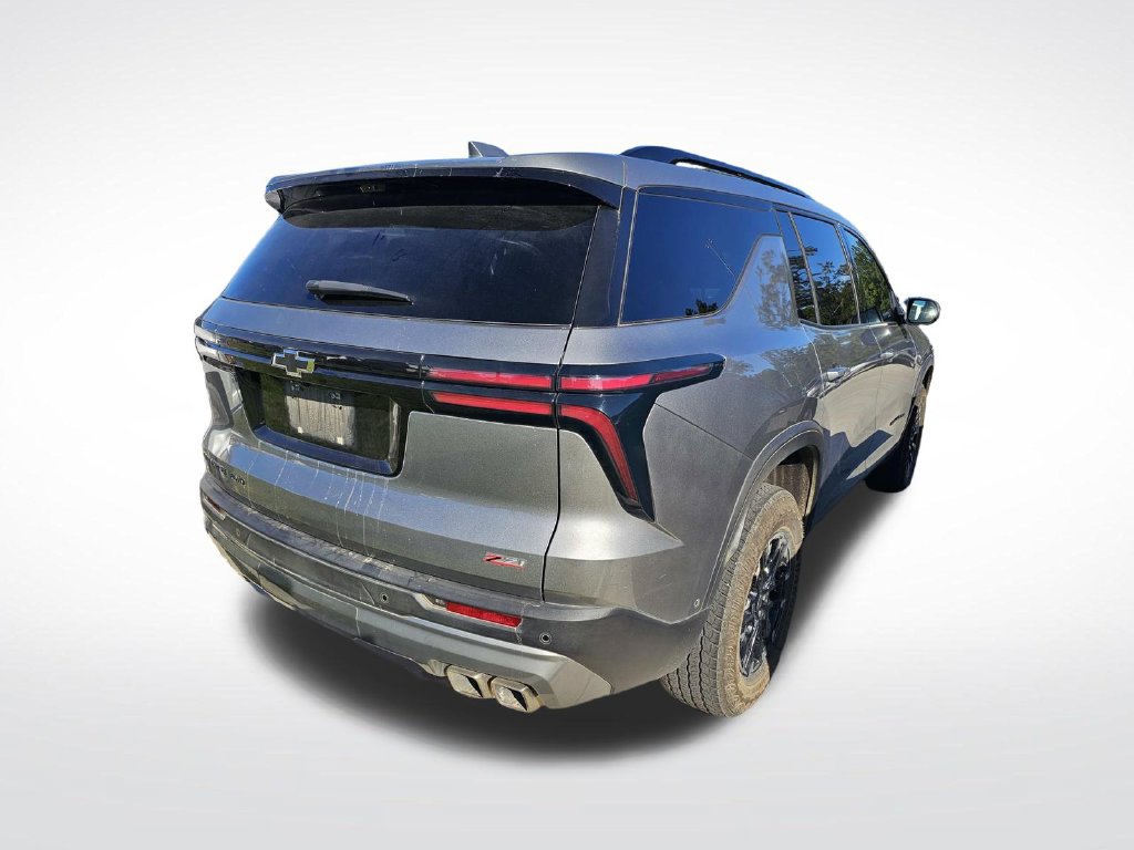 Used 2025 Chevrolet Traverse Z71 w/ Enhanced Driving Package AWD/4WD image 18