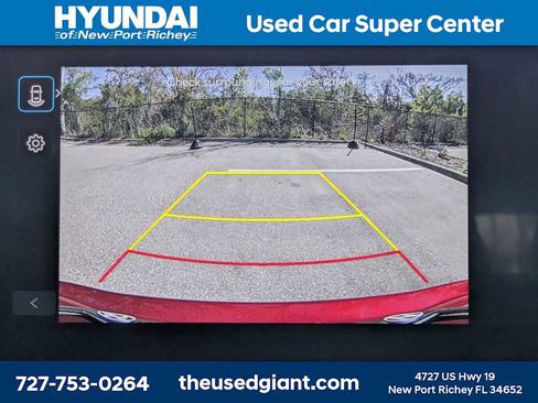 Used 2025 Hyundai Tucson SE image 21