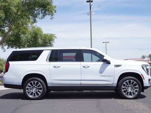 New 2026 GMC Yukon XL Denali w/ Denali Reserve Package AWD/4WD image 2
