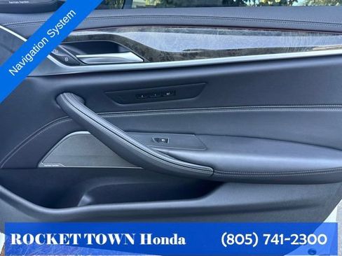 Used 2021 BMW M550i xDrive w/ Executive Package AWD/4WD image 13