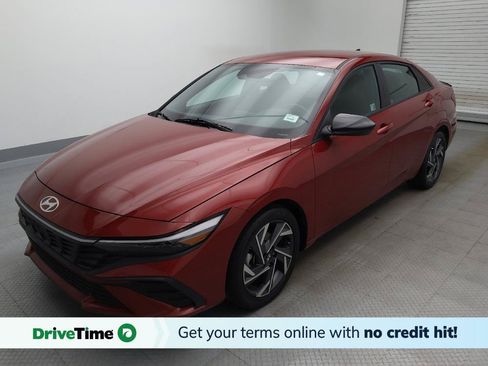 Used 2025 Hyundai Elantra Sport FWD image 1