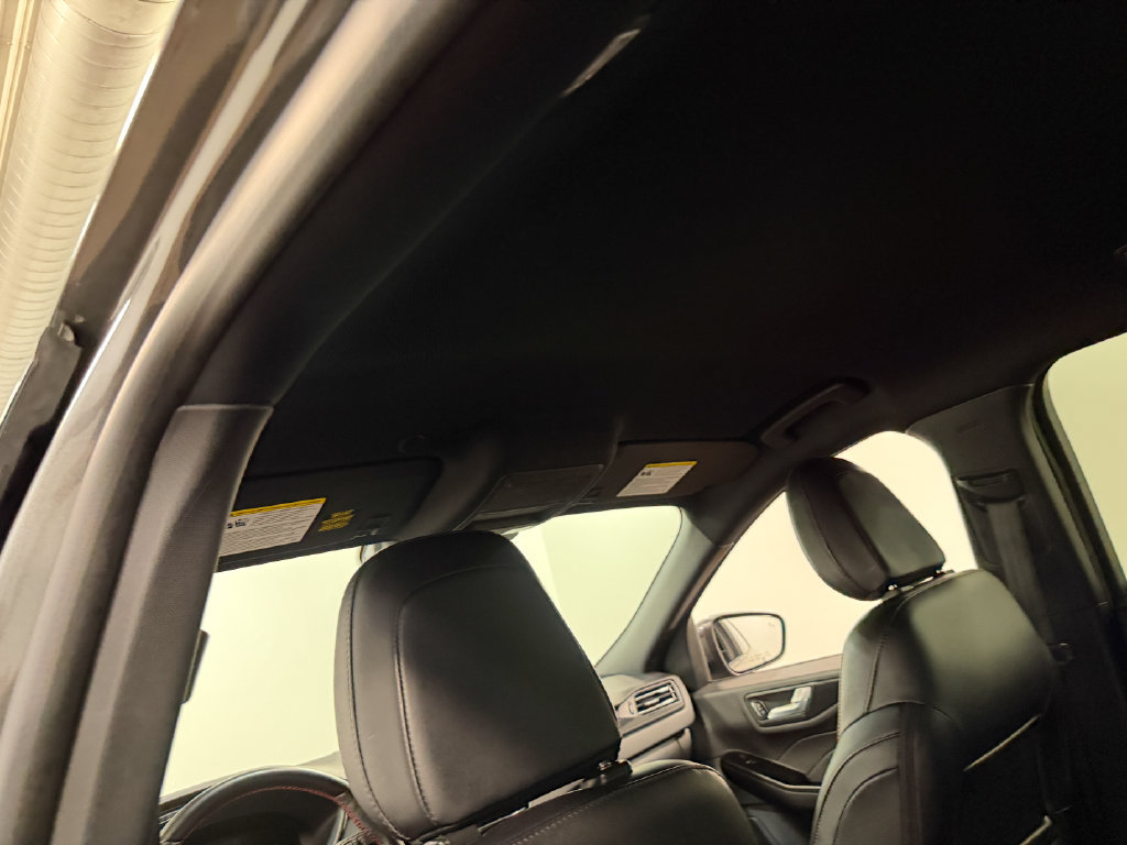 Used 2025 Ford Escape ST-Line Select AWD/4WD image 51