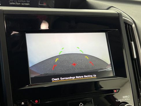 Used 2021 Subaru Forester Premium image 22