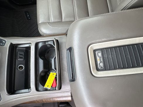 Used 2019 GMC Yukon Denali w/ Denali Ultimate Package image 30