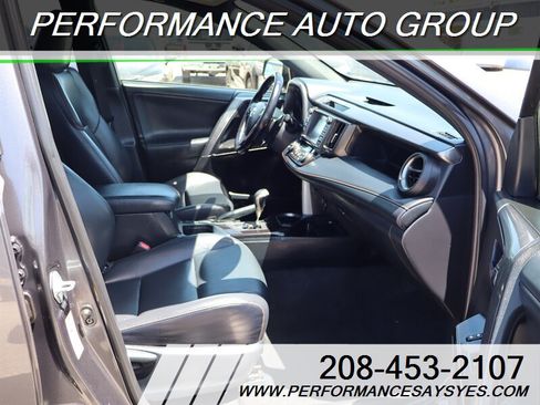 Used 2016 Toyota RAV4 SE FWD image 14