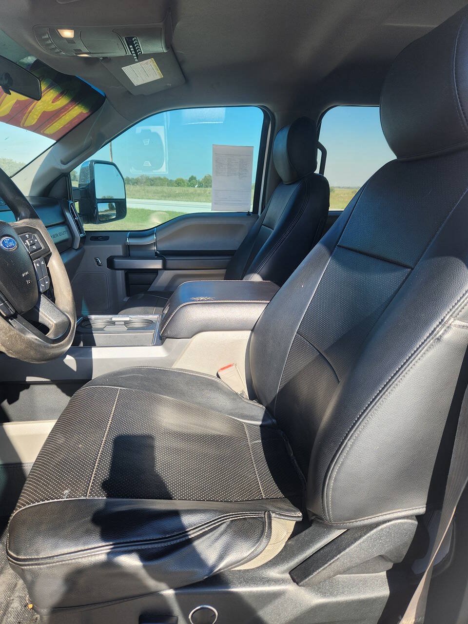 Used 2018 Ford F250 XLT w/ XLT Premium Package AWD/4WD image 5