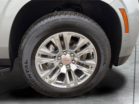 Used 2025 GMC Yukon XL Denali image 25