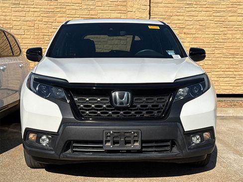 Used 2021 Honda Passport EX-L image 2