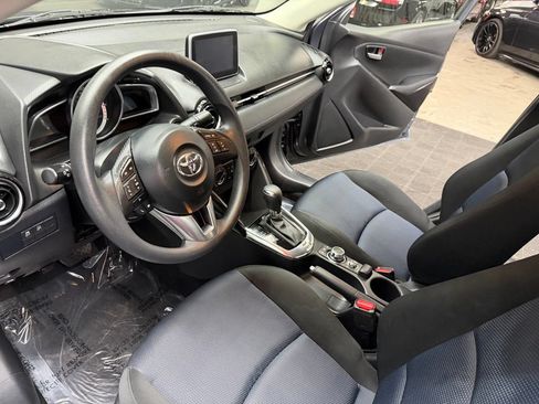 Used 2017 Toyota Yaris iA FWD image 31