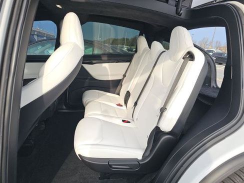 Used 2020 Tesla Model X Long Range image 8