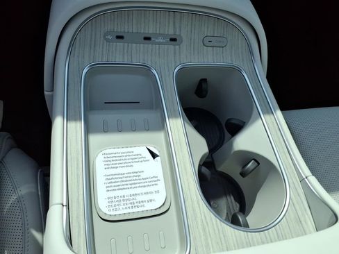 New 2026 Hyundai Palisade Calligraphy FWD image 25