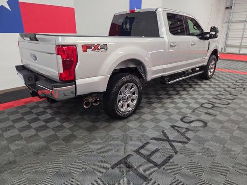 Used 2019 Ford F250 Lariat w/ Lariat Ultimate Package image 18