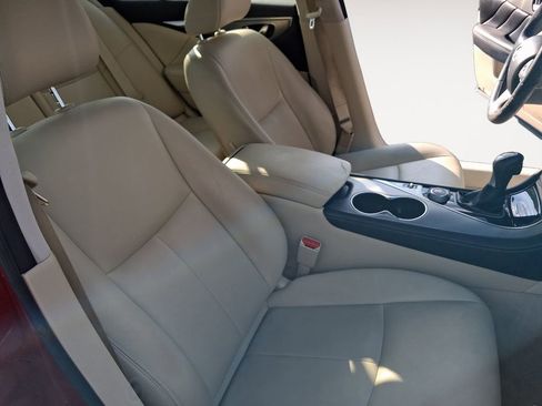 Used 2016 INFINITI Q50 Premium RWD image 15