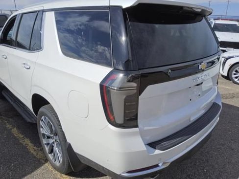 Used 2025 Chevrolet Tahoe High Country AWD/4WD image 4