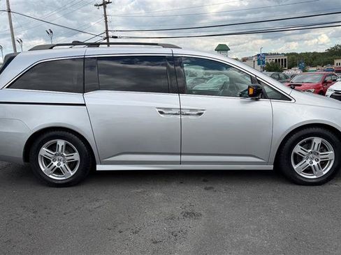 Used 2012 Honda Odyssey Touring image 7