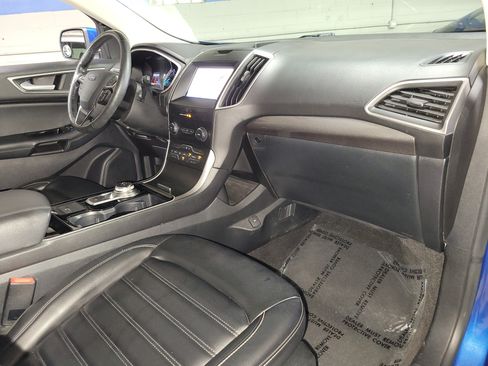 Used 2020 Ford Edge SEL FWD image 11