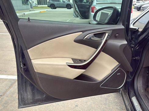 Used 2015 Buick Verano Leather w/ Experience Buick Package image 7