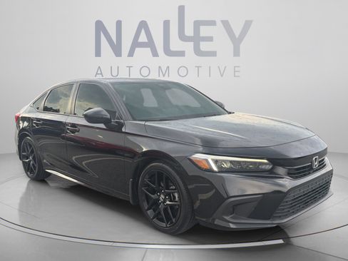 Used 2023 Honda Civic Sport image 2