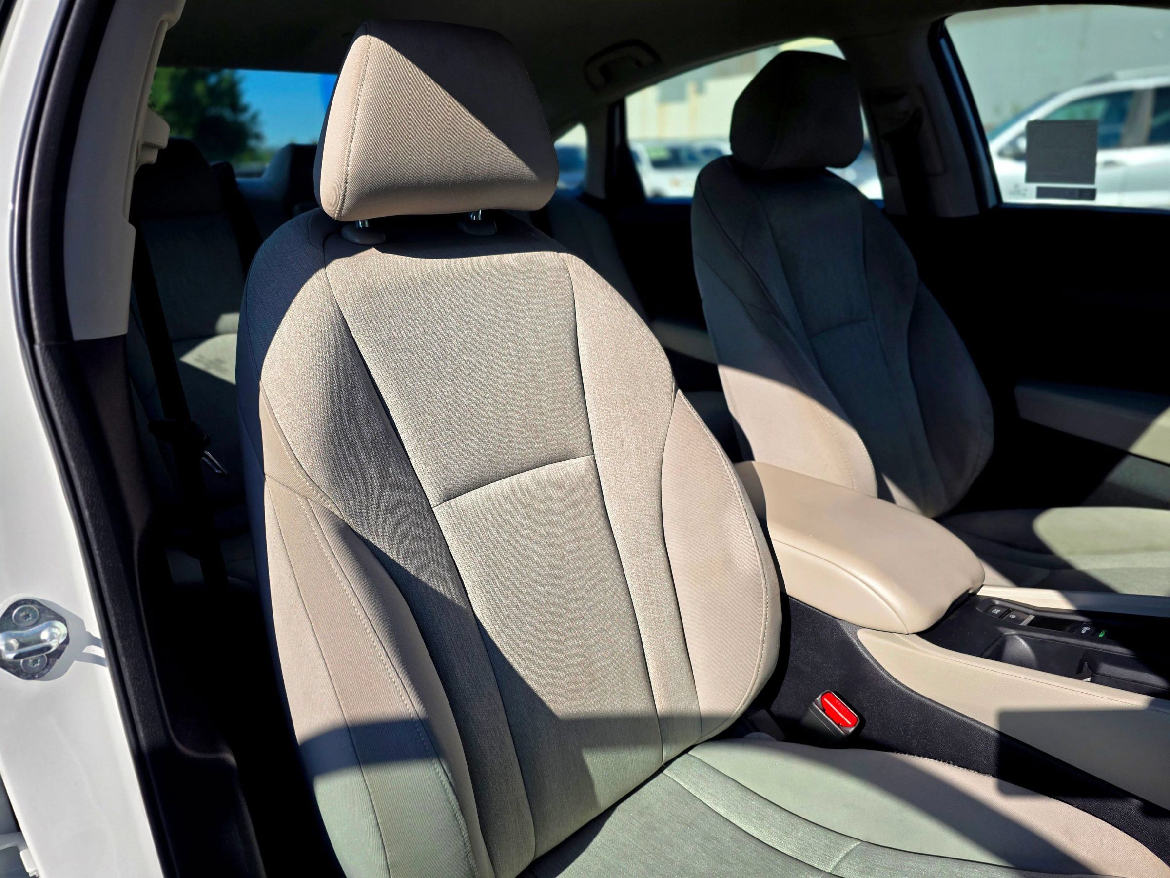 Used 2023 Honda Accord LX image 36