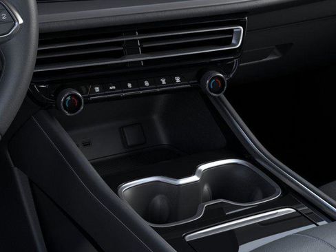 New 2024 Chevrolet Traverse LS AWD/4WD image 23