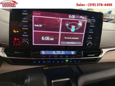 Certified 2021 Toyota Sienna Platinum image 19