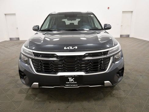 Certified 2025 Kia Seltos EX w/ EX Sunroof Package image 11