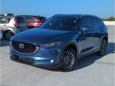 Used 2017 MAZDA CX-5 Touring w/ Preferred Equipment Package FWD image 1