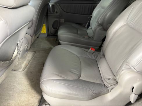 Used 2006 Toyota Sienna FWD image 17