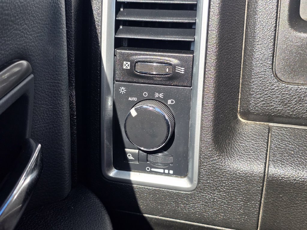 Certified 2024 RAM 1500 Classic SLT RWD image 31