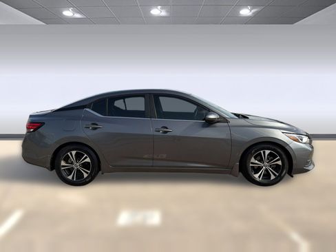 Used 2021 Nissan Sentra SV FWD image 8