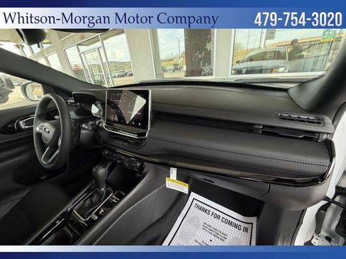 New 2026 Jeep Compass Latitude image 33