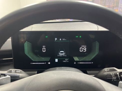 Used 2025 Kia K5 GT image 13