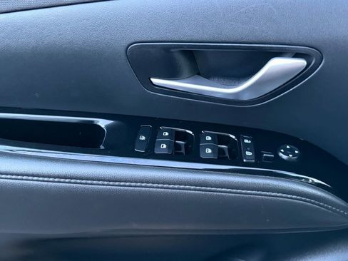 Used 2022 Hyundai Tucson SEL image 12