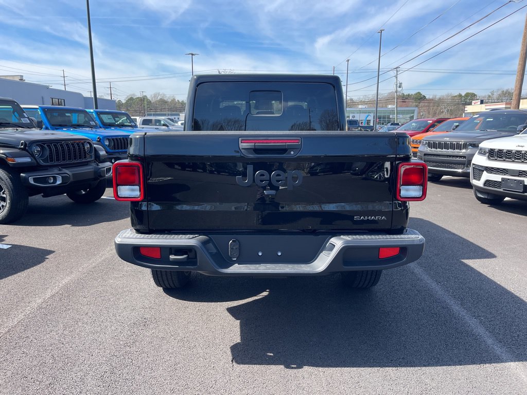 New 2026 Jeep Gladiator Sport AWD/4WD image 5