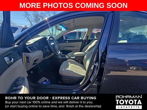 Used 2017 Kia Optima LX w/ Convenience Package image 5