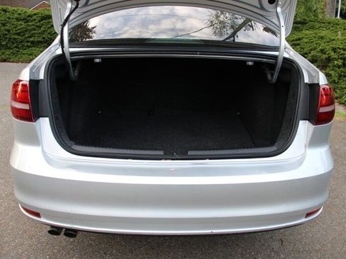 Used 2016 Volkswagen Jetta S FWD image 16