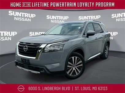 Used 2022 Nissan Pathfinder Platinum w/ Cargo Package