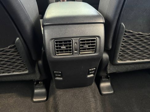 Used 2018 Toyota 4Runner Limited AWD/4WD image 33