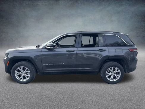Used 2022 Jeep Grand Cherokee Limited image 13