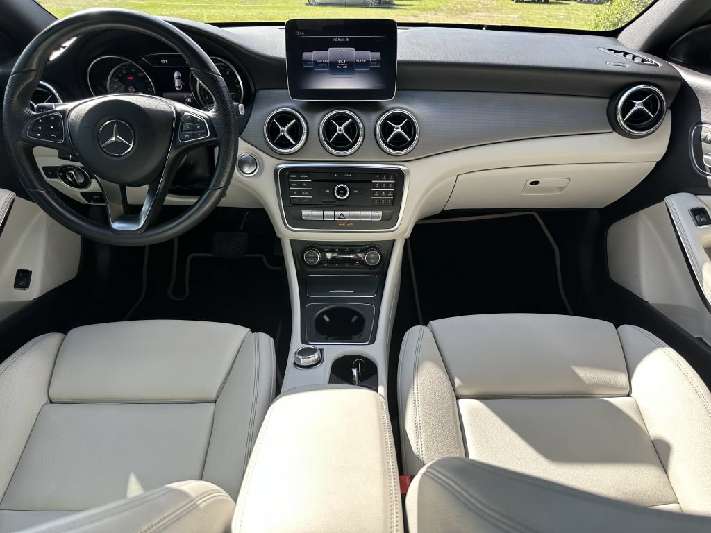 Used 2019 Mercedes-Benz CLA 250 4MATIC image 8