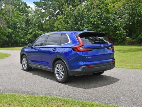 Used 2024 Honda CR-V EX-L image 3