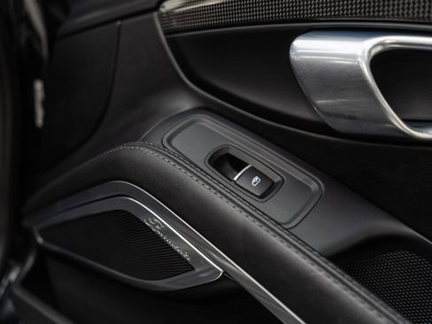 Used 2019 Porsche 911 Turbo S image 73