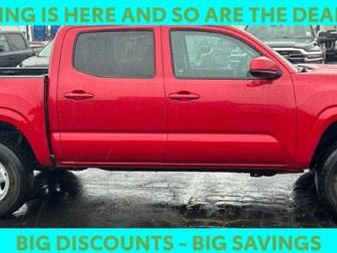 Used 2023 Toyota Tacoma SR image 3