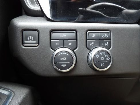 Used 2025 GMC Sierra 1500 SLT image 23