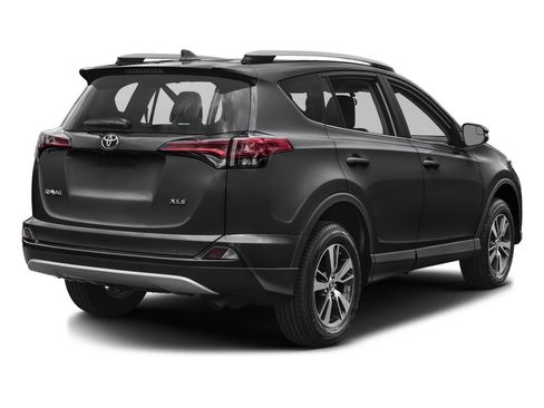 Used 2017 Toyota RAV4 XLE w/ Plus Special Value Package AWD/4WD image 3
