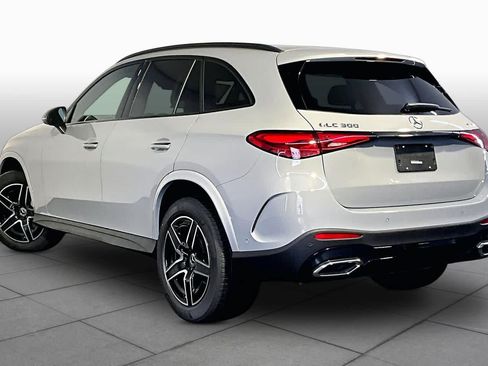 New 2027 Mercedes-Benz GLC 300 4MATIC image 3