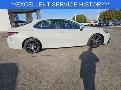 Used 2022 Toyota Camry SE image 26