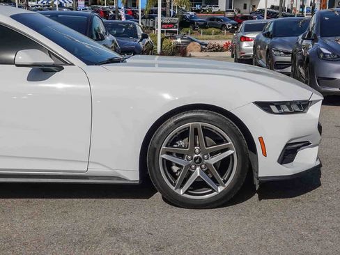 Used 2024 Ford Mustang EcoBoost image 9