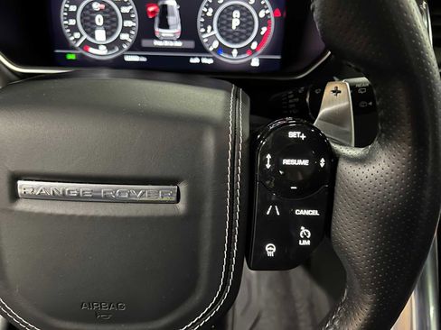 Used 2021 Land Rover Range Rover Sport SVR Carbon Edition image 28