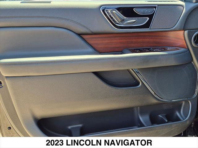 Certified 2023 Lincoln Navigator 2WD image 10